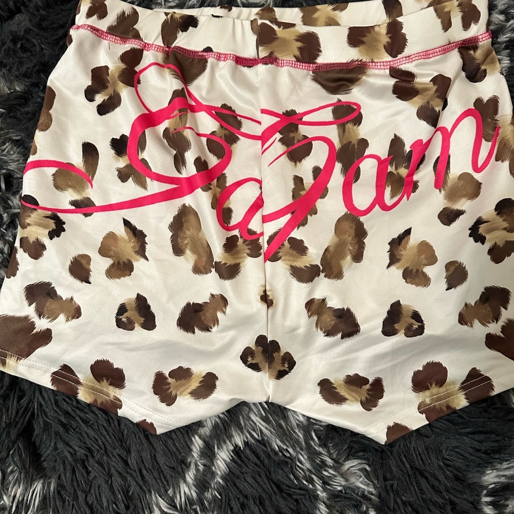 Leopard Print Short Set - Picture 3 of 4